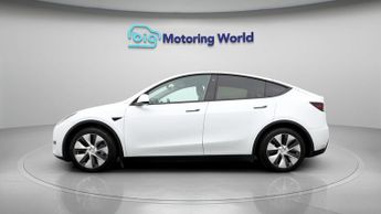 Tesla Model Y BASE
