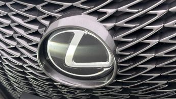 Lexus UX 250H F SPORT DESIGN