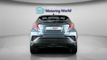 Toyota C-HR DYNAMIC