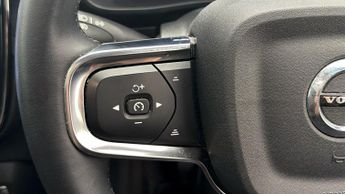 Volvo C40 RECHARGE CORE