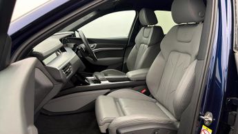 Audi e-tron QUATTRO BLACK EDITION