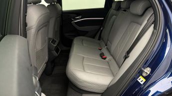 Audi e-tron QUATTRO BLACK EDITION