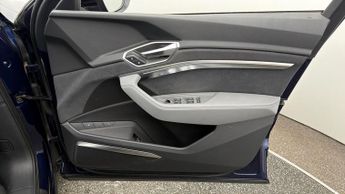 Audi e-tron QUATTRO BLACK EDITION