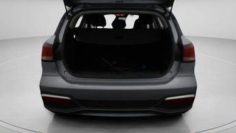 MG MG5 EXCLUSIVE