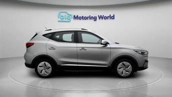 MG MG ZS TROPHY CONNECT