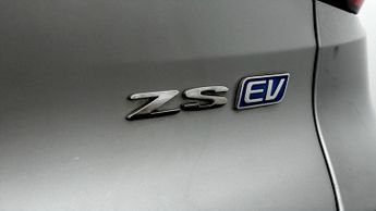 MG MG ZS TROPHY CONNECT
