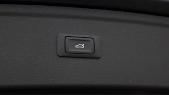 Audi Q5 TDI QUATTRO S LINE BLACK EDITION