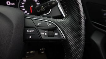 Audi Q5 TDI QUATTRO S LINE BLACK EDITION