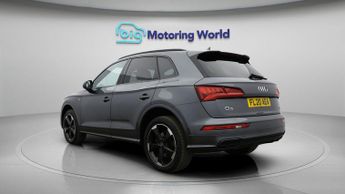 Audi Q5 TDI QUATTRO S LINE BLACK EDITION