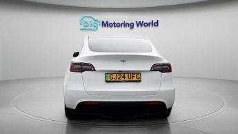 Tesla Model Y BASE