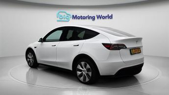 Tesla Model Y BASE