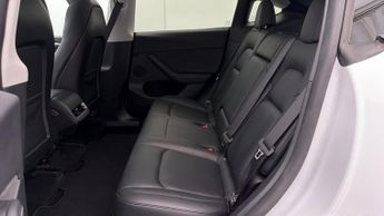 Tesla Model Y BASE