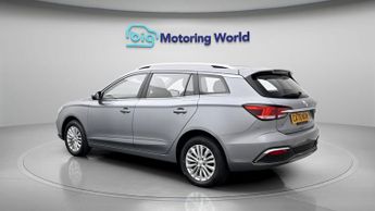 MG MG5 EXCLUSIVE