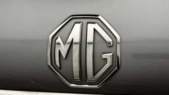 MG MG5 EXCLUSIVE