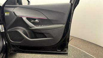 Peugeot E-2008 GT