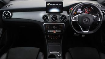 Mercedes-Benz GLA GLA 200 AMG LINE