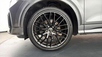 Audi Q2 TFSI S LINE BLACK EDITION