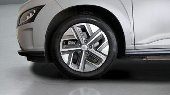 Hyundai KONA PREMIUM