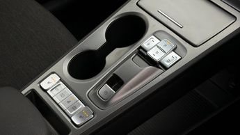 Hyundai KONA PREMIUM