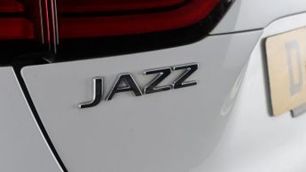 Honda Jazz I-MMD SE
