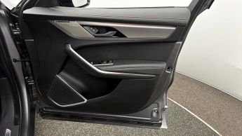 Jaguar F-PACE R-DYNAMIC SE
