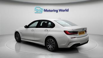 BMW 3 Series 330E M SPORT