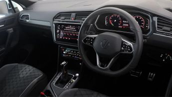 Volkswagen Tiguan R-LINE TSI DSG