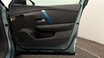 Citroen e-C4 SHINE PLUS