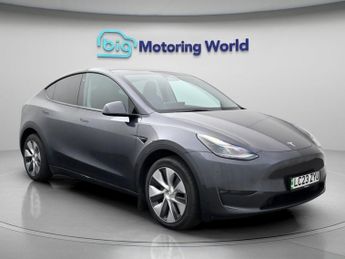 Tesla Model Y LONG RANGE AWD