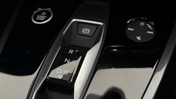 Audi Q4 e-tron S LINE