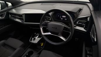 Audi Q4 e-tron S LINE