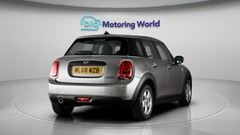 MINI Hatch COOPER