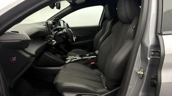Peugeot E-208 GT