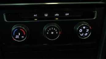 Volkswagen Golf MATCH TDI DSG