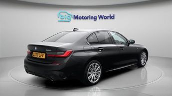 BMW 3 Series 320I M SPORT