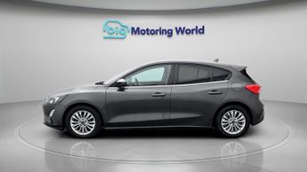 Ford Focus TITANIUM EDITION