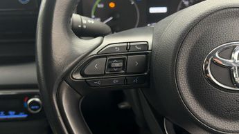 Toyota Yaris ICON