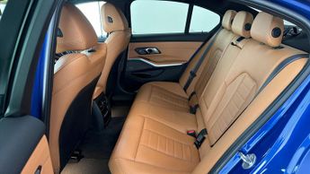 BMW 3 Series 330E M SPORT