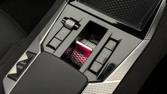 DS AUTOMOBILES DS 4 E-TENSE PERFORMANCE LINE