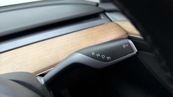 Tesla Model 3 MODEL 3