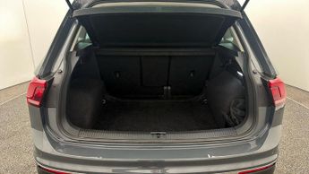 Volkswagen Tiguan LIFE TSI DSG