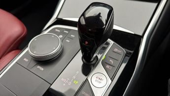 BMW 3 Series 330E SPORT PRO