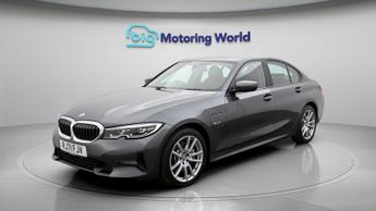 BMW 3 Series 330E SPORT PRO