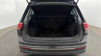 Volkswagen Tiguan LIFE TSI DSG