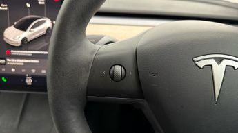 Tesla Model 3 MODEL 3