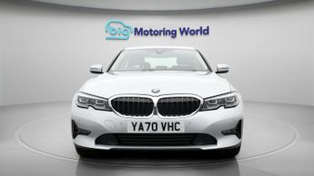 BMW 3 Series 330E SE PRO