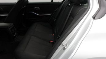 BMW 3 Series 330E SE PRO
