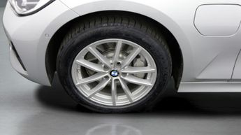 BMW 3 Series 330E SE PRO