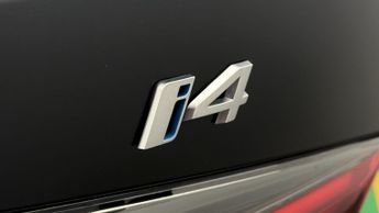 BMW i4 EDRIVE40 M SPORT