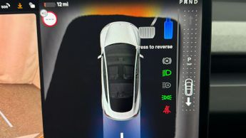 Tesla Model 3 MODEL 3